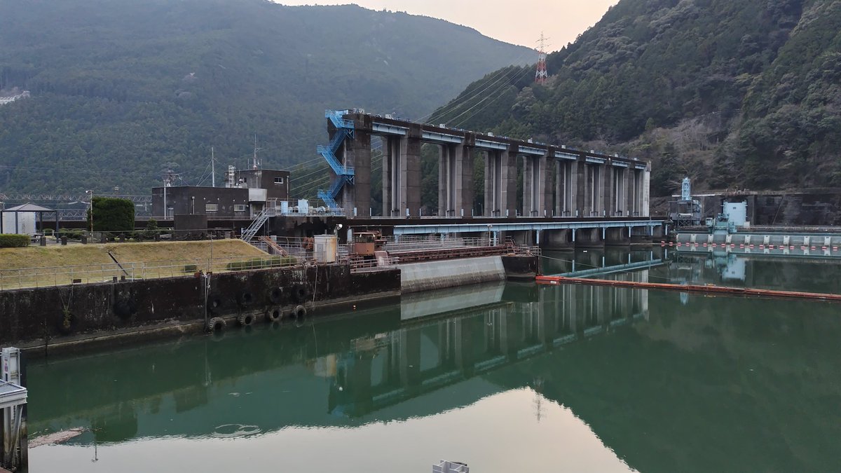 かずあ tweet media