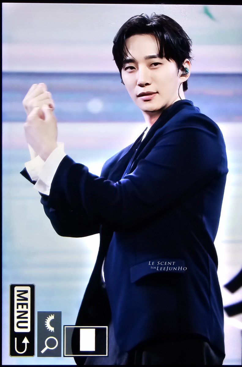 잊센트 𝑳𝒆 𝑺𝒄𝒆𝒏𝒕 tweet media