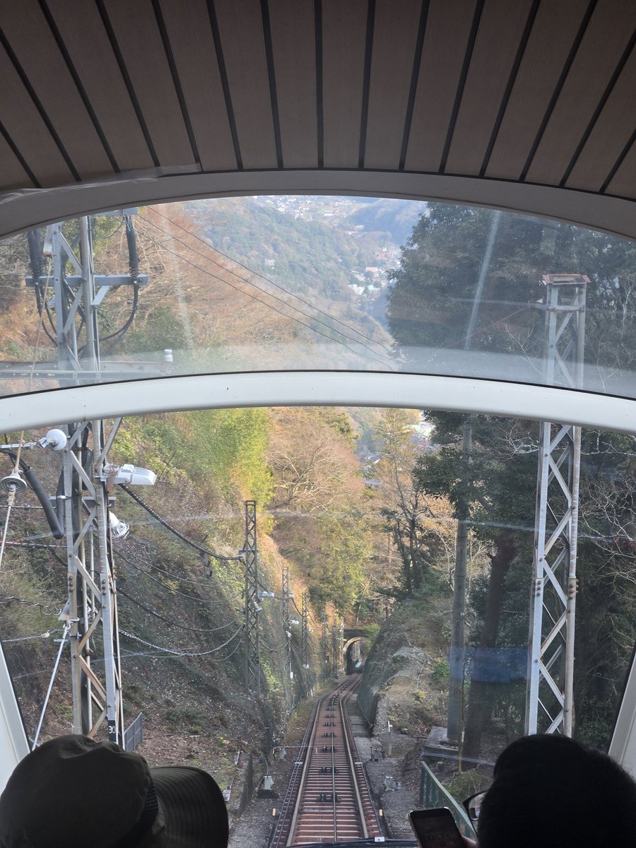 れらしー tweet media