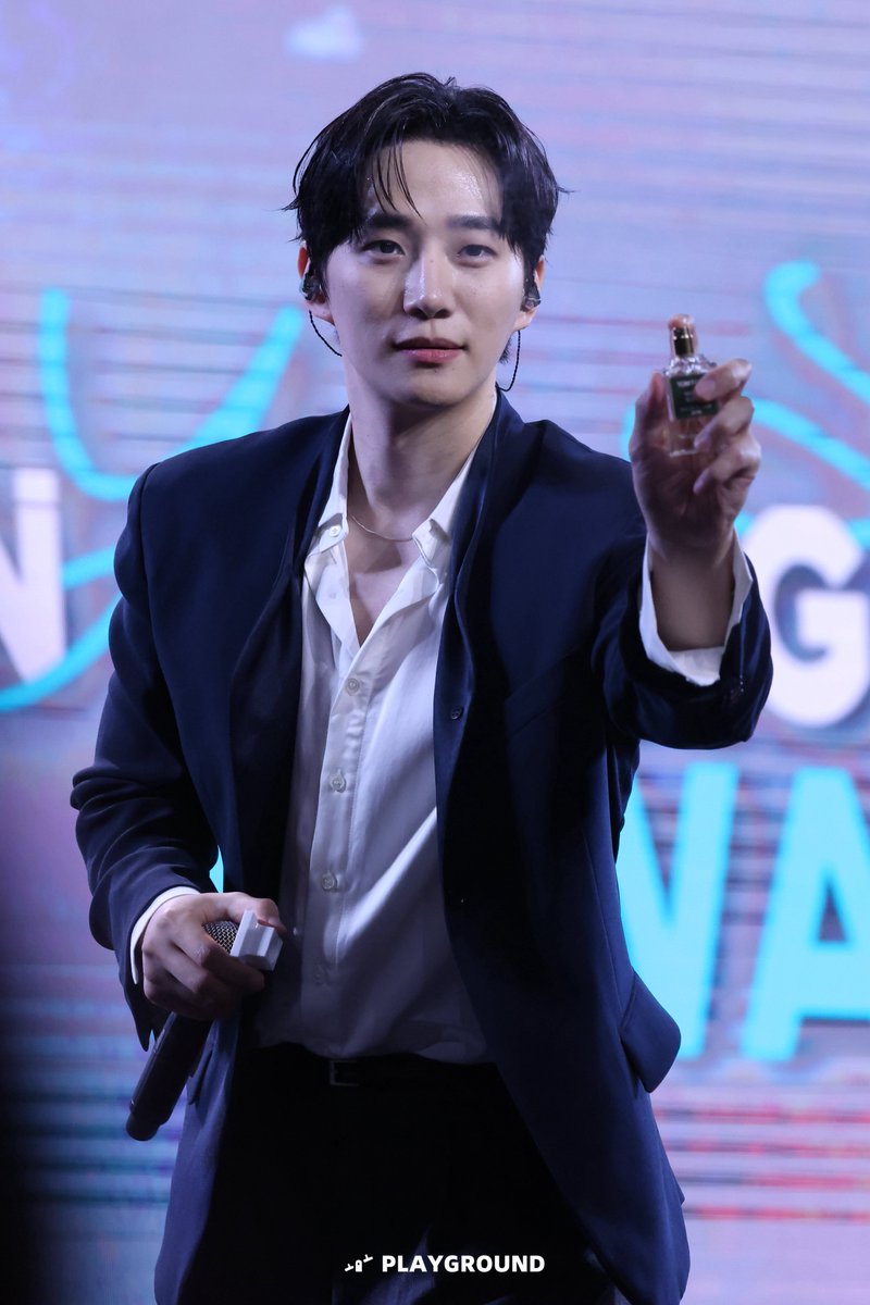 Nataliemiumiu tweet media