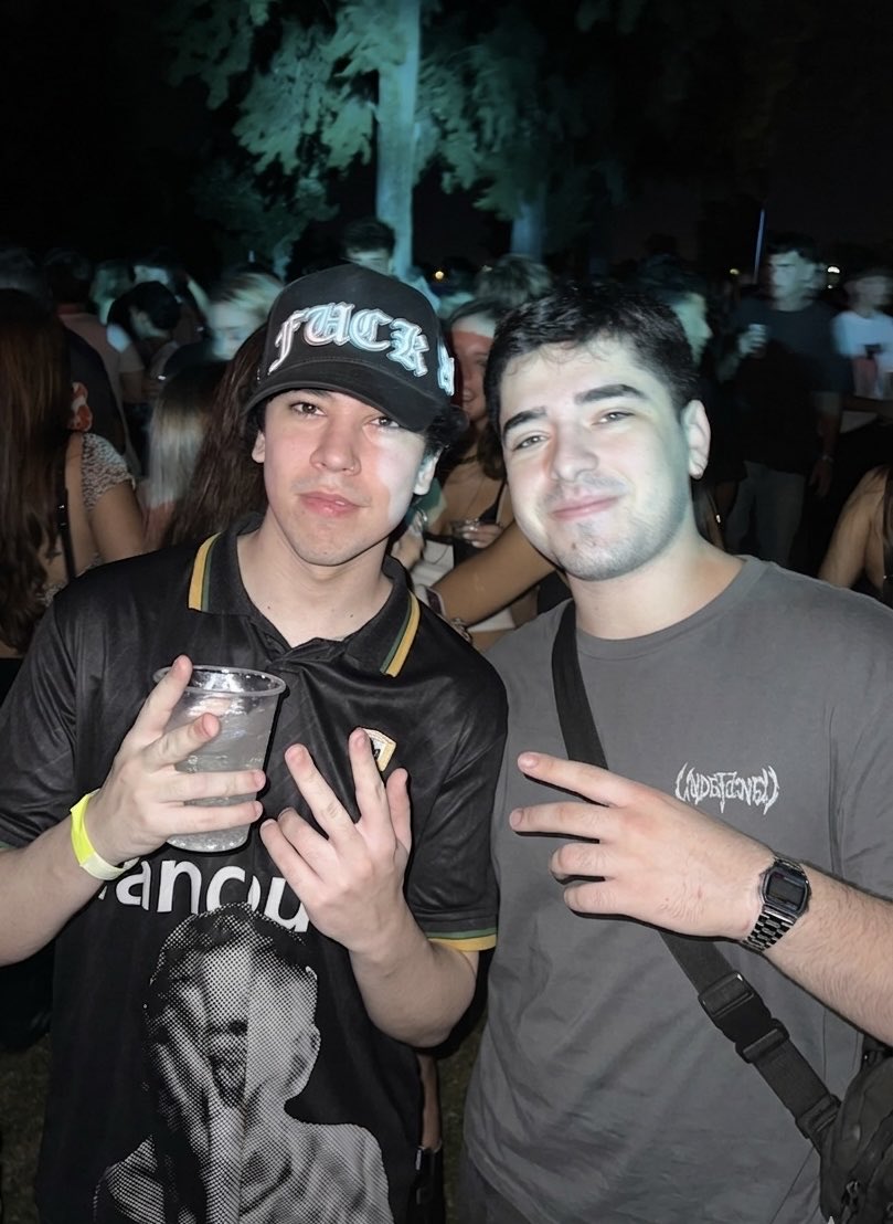 __barto💜 tweet media