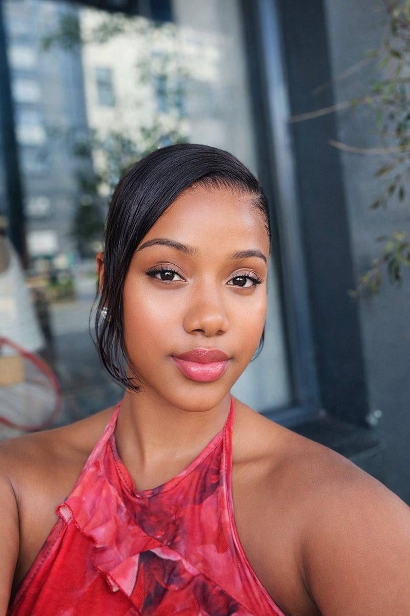 TeeHunny tweet media