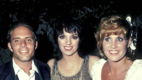 iShowTunes's tweet photo. #JoeLuft, #LizaMinnelli &amp; #LornaLuft at #JudyGarland's #AStarIsBorn Specially Restored 29th Anniversary Screening, 1983. https://t.co/T7inrBihHG