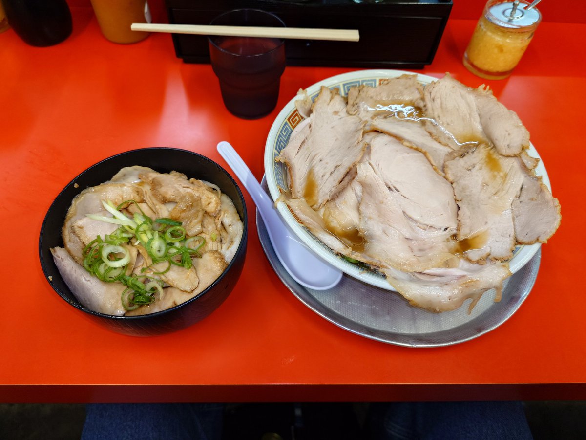 けいん tweet media