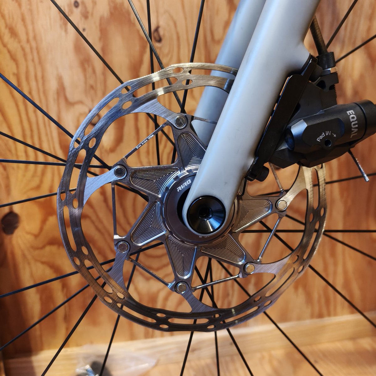 Yassy Mar＠ロードバイク文学 tweet media