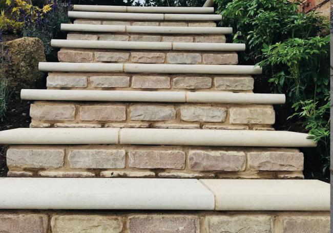 AWBSLTD's tweet image. Transform your outdoor space with our stunning #walling stone!
Available in a variety of styles, perfect for creating beautiful #walls, elegant steps &amp;amp; standout construction projects.
FREE local delivery
ow.ly/sJcr50YwcHT
#wallingstone #awbs #oxford #yarnton #swindon