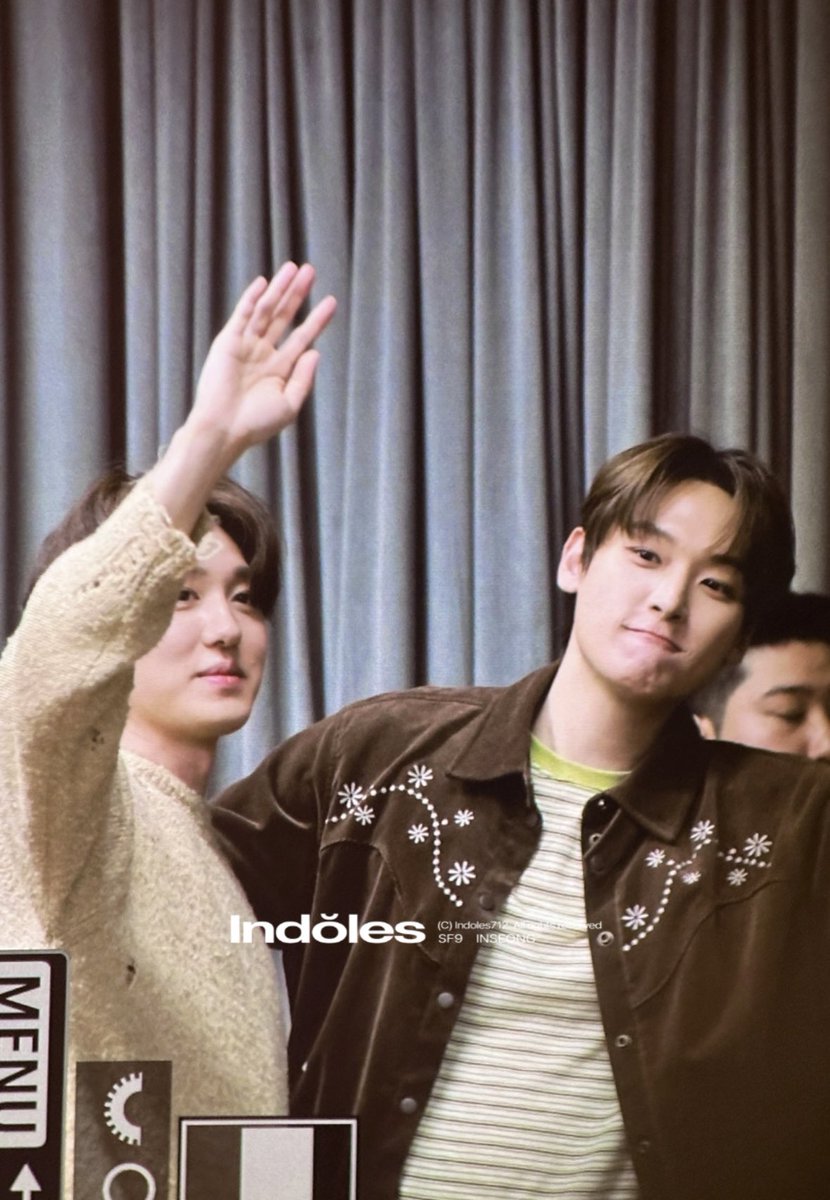 Indŏles tweet media