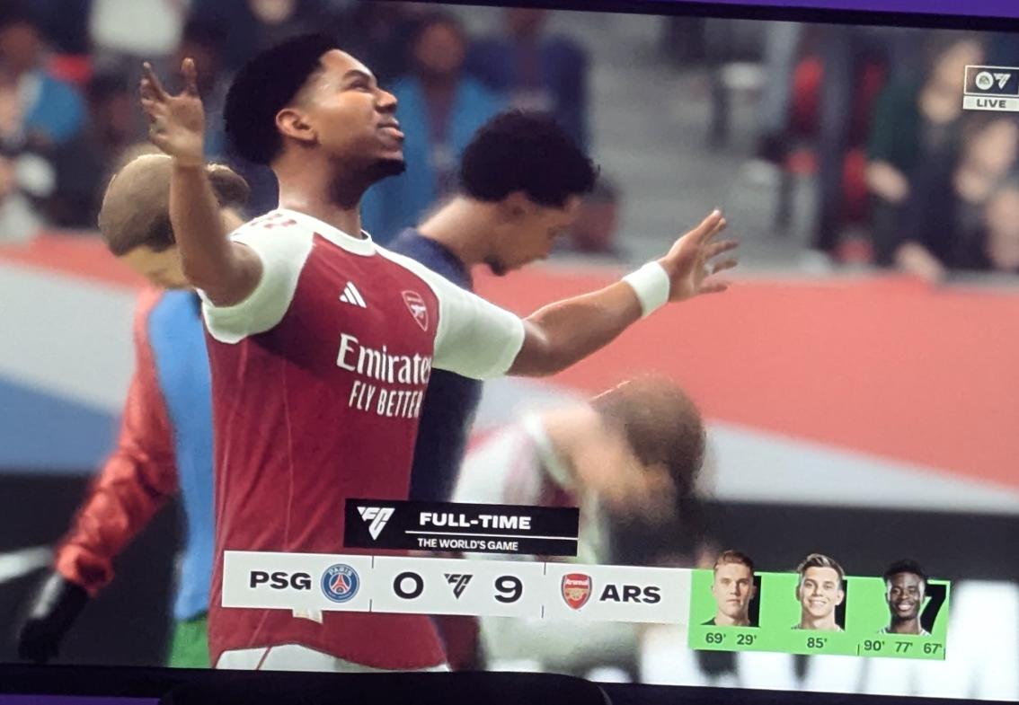 MOXXIE ♣️ tweet media