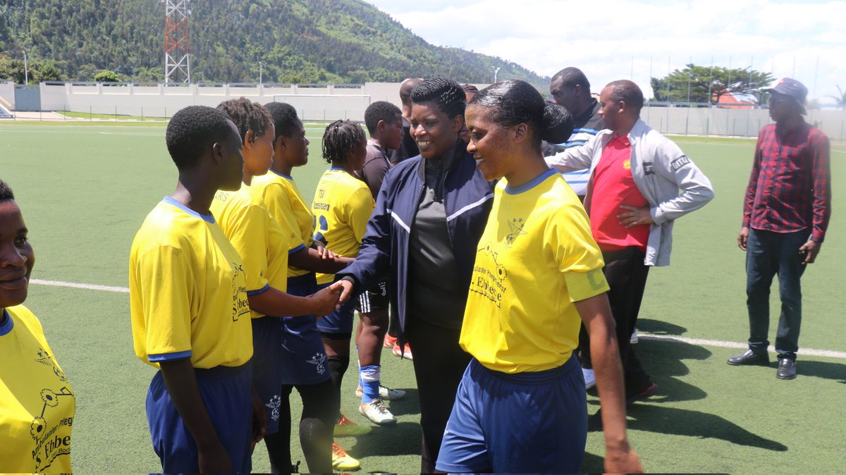 Nyamasheke's tweet photo. Kuri uyu wa 29/03/2026 mu karere ka #Rubavu hari gukinwa imikino ya nyuma y'amarushanwa Umurenge Kagame Cup 2025/2026 ku rwego rwa @RwandaWest. Mu mikino y'abagore ikipe y'umurenge wa #Mahembe ihanganye n'iy'umurenge wa #Rusebeya yo mu karere ka Rutsiro. https://t.co/fX6t9fTSAt