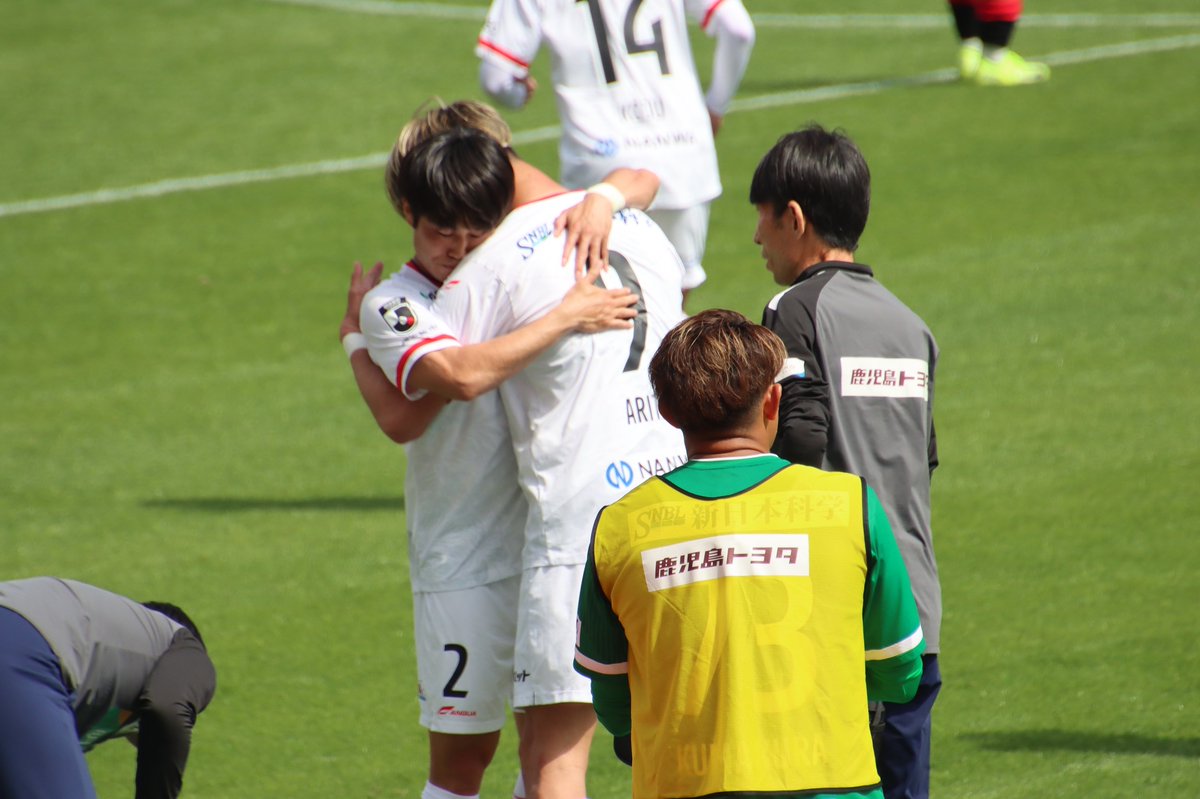 erie@新月 tweet media