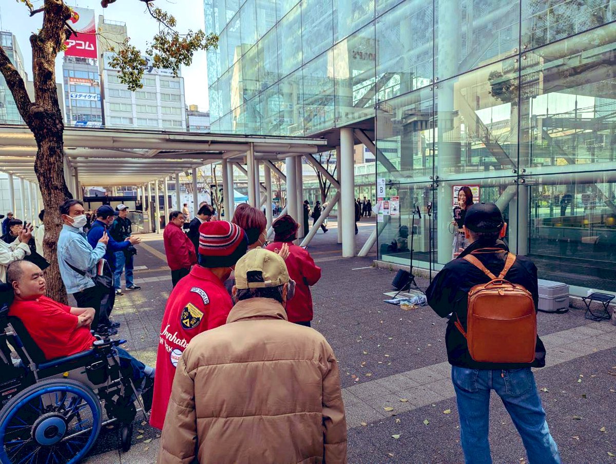 Saeka831's tweet image. 川崎路上ライブありがとうございました！！今年初めてでしたがたくさんの方が聴いてくださって嬉しかったです🥹
また次の日程決めたらお知らせします🥳

#冴夏
#singer
#歌うま野菜ガール
#Tiktok
#拡散RT