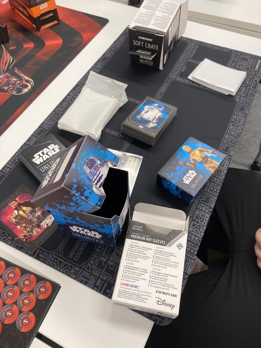 朝霞FaB tweet media