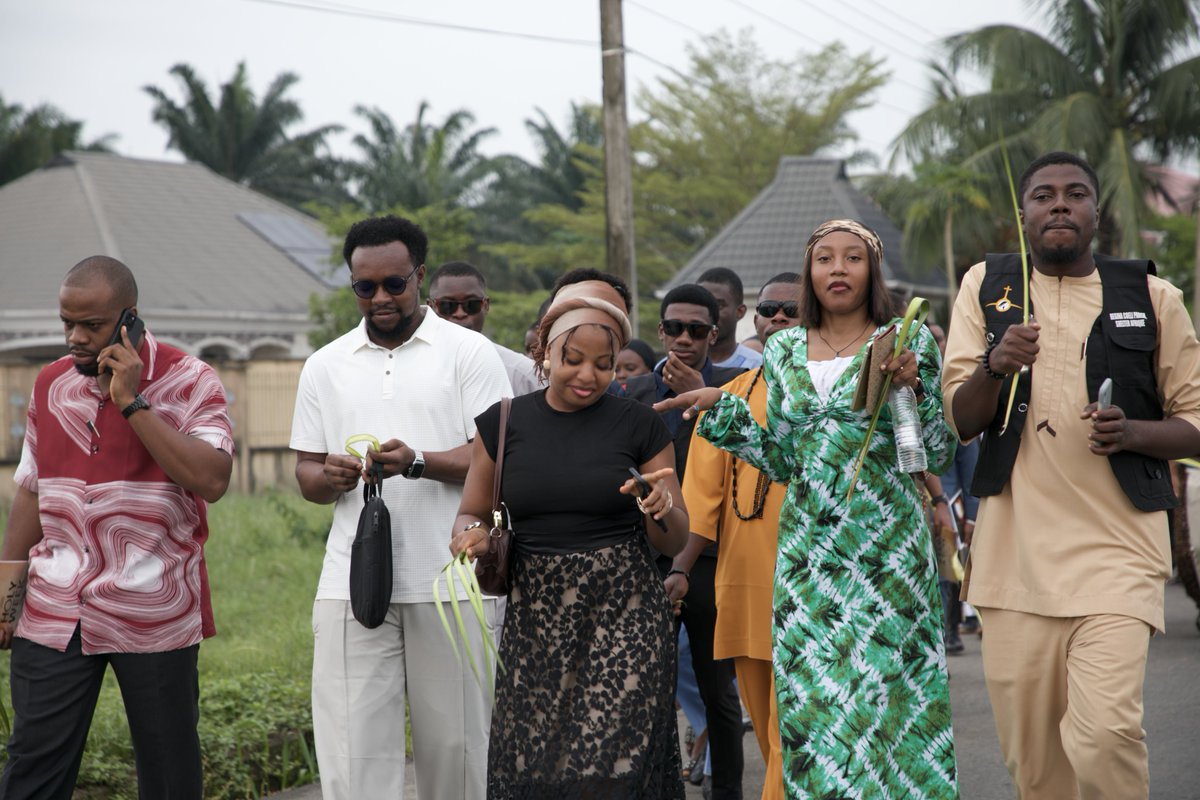 SB 🇻🇦 tweet media