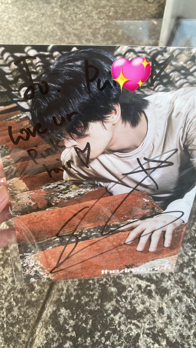 lucky pute 🍀 tweet media