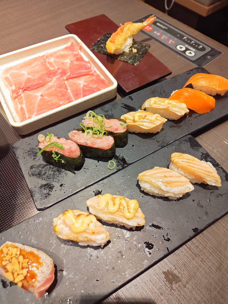 🌈な･な･い･ろ🌈 tweet media