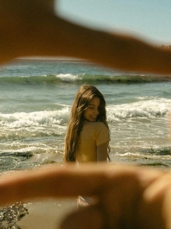 m.e.d.e.l tweet media