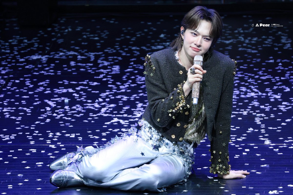 𝔸 𝕡𝕖𝕒𝕣🍐 tweet media