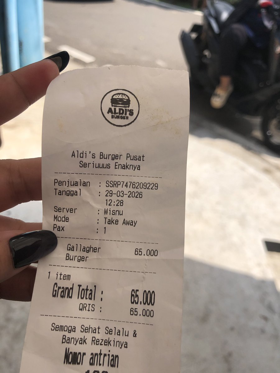 chaer🐷 tweet media