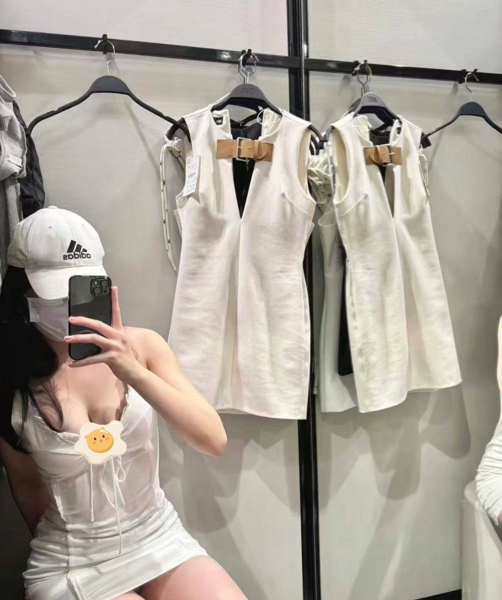 广州字母墙 tweet media