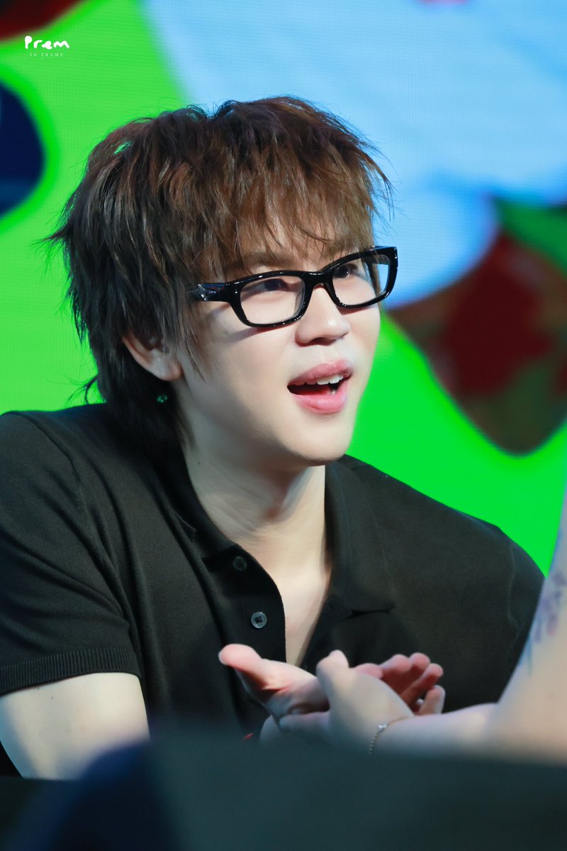 𝐩𝐫𝐞𝐦_𝐢𝐧_𝐟𝐫𝐚𝐦𝐞 tweet media