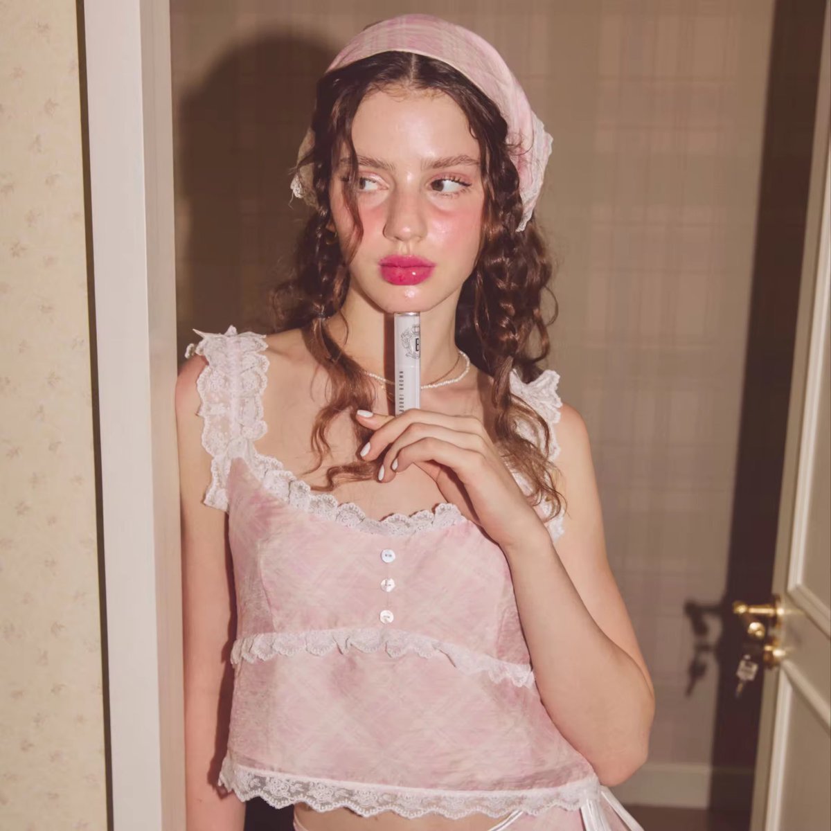 eiei_kiki55's tweet image. ส่งต่อ lookbooklookbook - stella cami top
☁️🌼
condition : new in pack
color : rosy blush plaid
size : S
price : 900.- ส่งฟรีค่ะ (from1,150)

#lookbook #lookbooklookbook #ส่งต่อlookbook #ส่งต่อlookbooklookbook #ส่งต่อเสื้อผ้า #ส่งต่อเสื้อผ้ามือ2 #ส่งต่อเสื้อมือสอง
