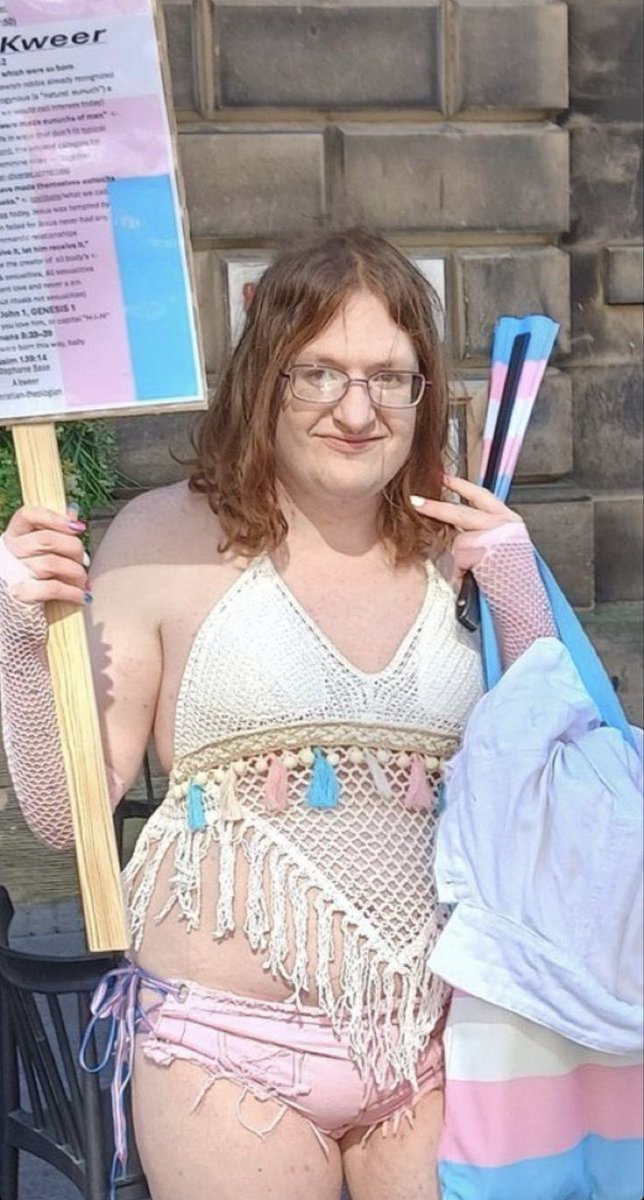 Right over Left Everytime tweet media