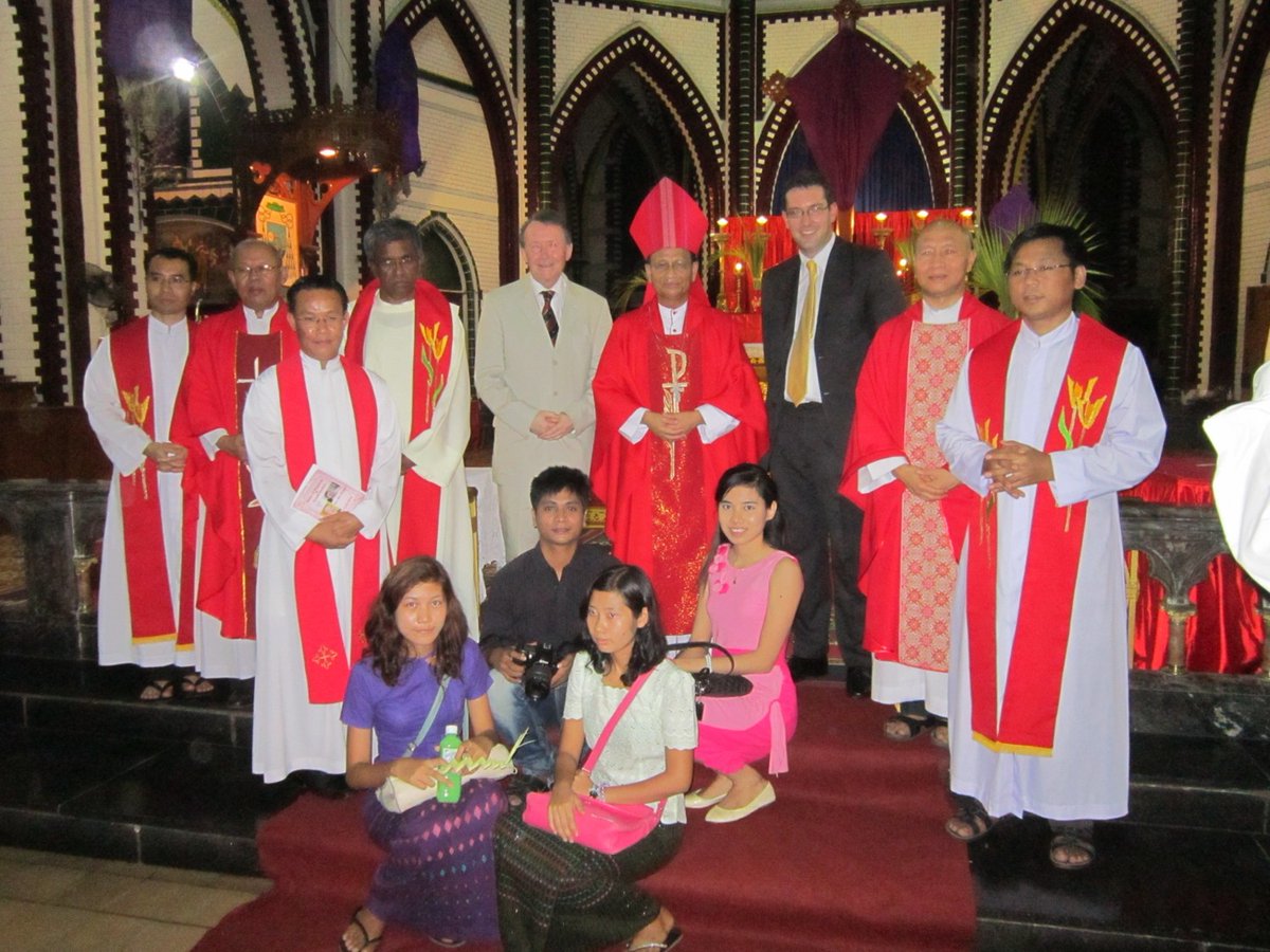 benedictrogers's tweet image. It's #PalmSunday and the start of #HolyWeek!

It is also the anniversary of my becoming a Catholic. 13 years ago, I was baptised and received into the Catholic Church in #Myanmar/#Burma, by @cardinal_bo, in St Mary's Cathedral, Yangon, with @DavidAltonHL as my sponsor.

I have
