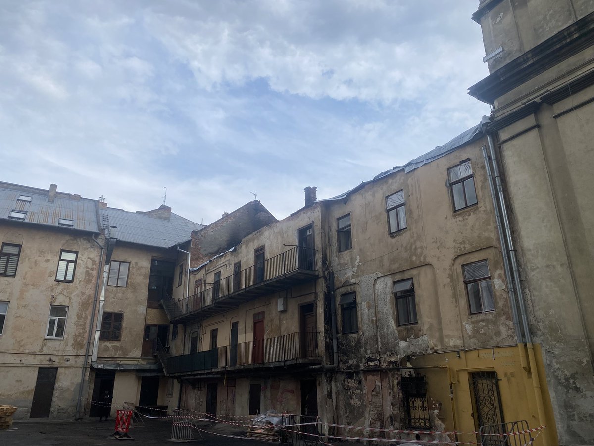 maxlines21's tweet photo. Ось що стається, коли документація важливіша за бойову підготовку https://t.co/BvzMZX3NgX