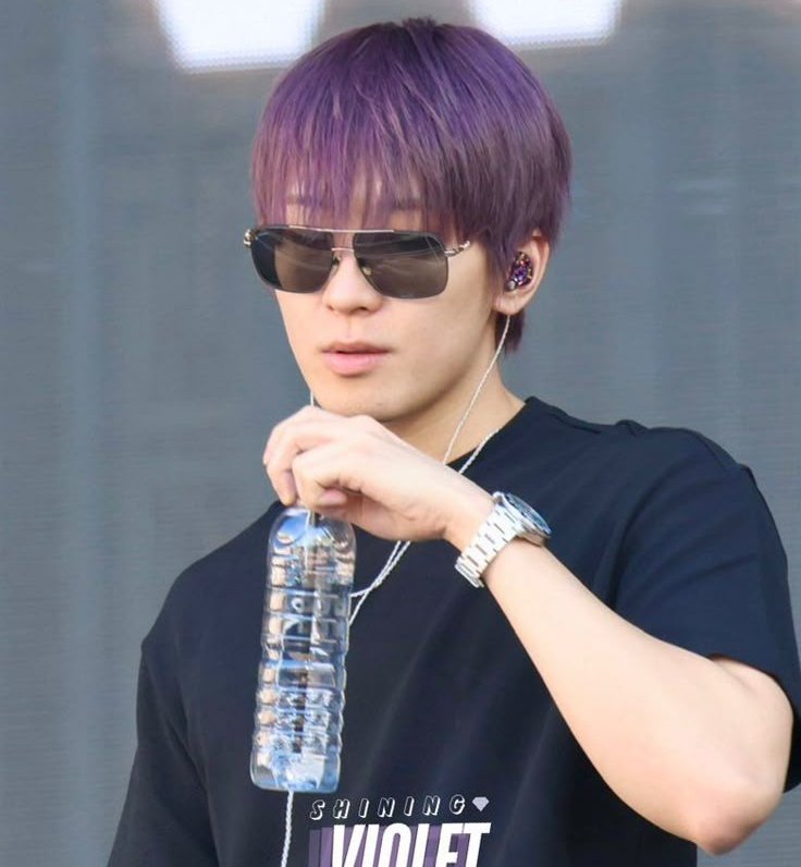 afu. (mw & jd) tweet media