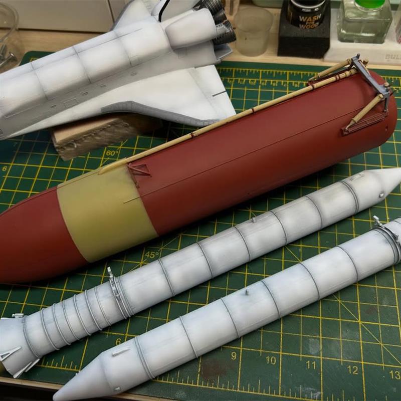 Airfix's tweet image. Work in progress…

“Topcoat applied achieved some nice pre shading, next up washes and further detailing, then lots of decals!” 

Amazing work, Robin!

📹 Ig/ robin_gilby

Order now: ow.ly/LuVG50YzFSr 👈

#Airfix #ScaleModelling #ScaleModels #SpaceShuttle