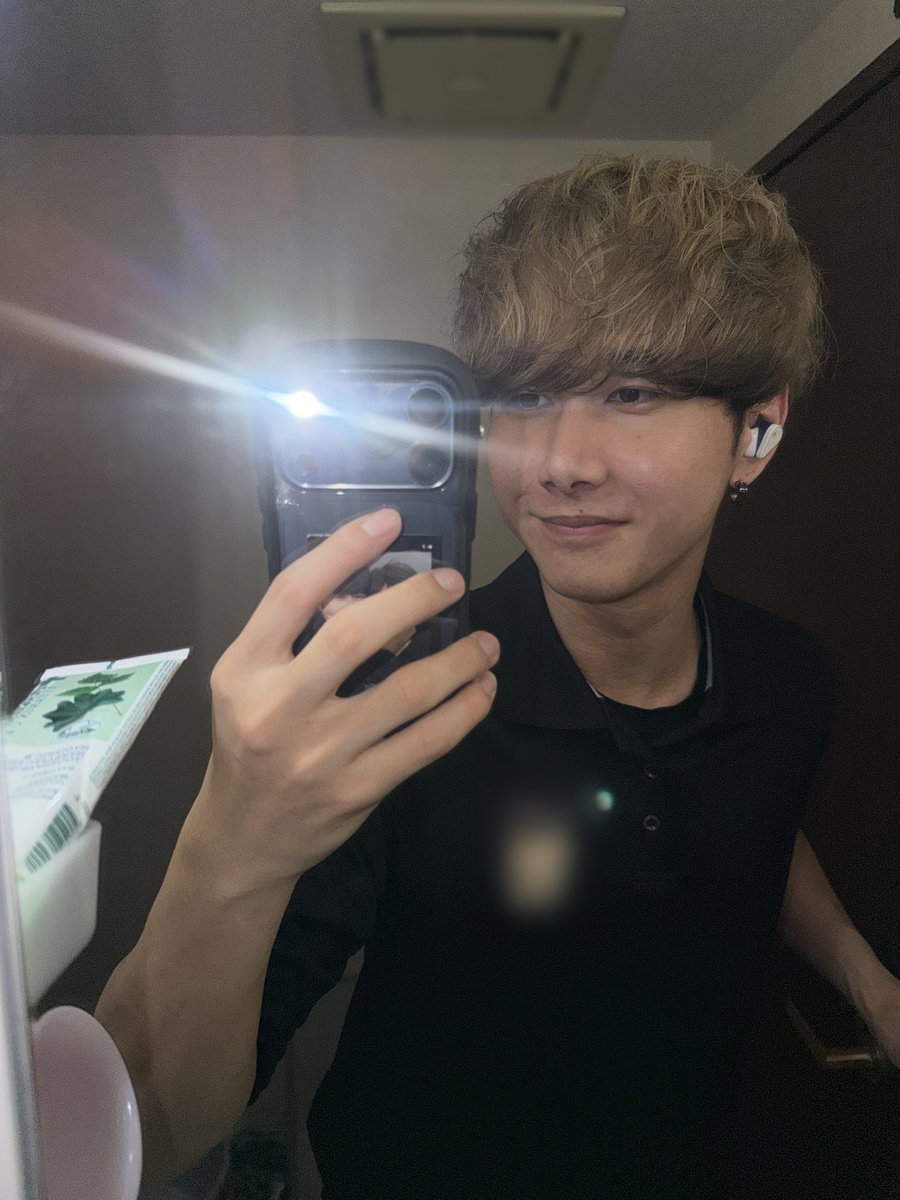 はあと tweet media