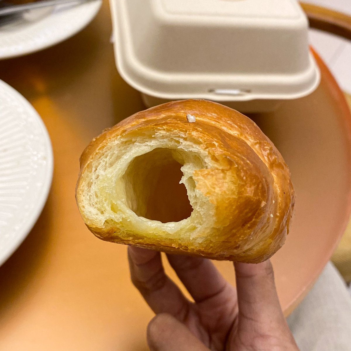 april ☁️ tweet media