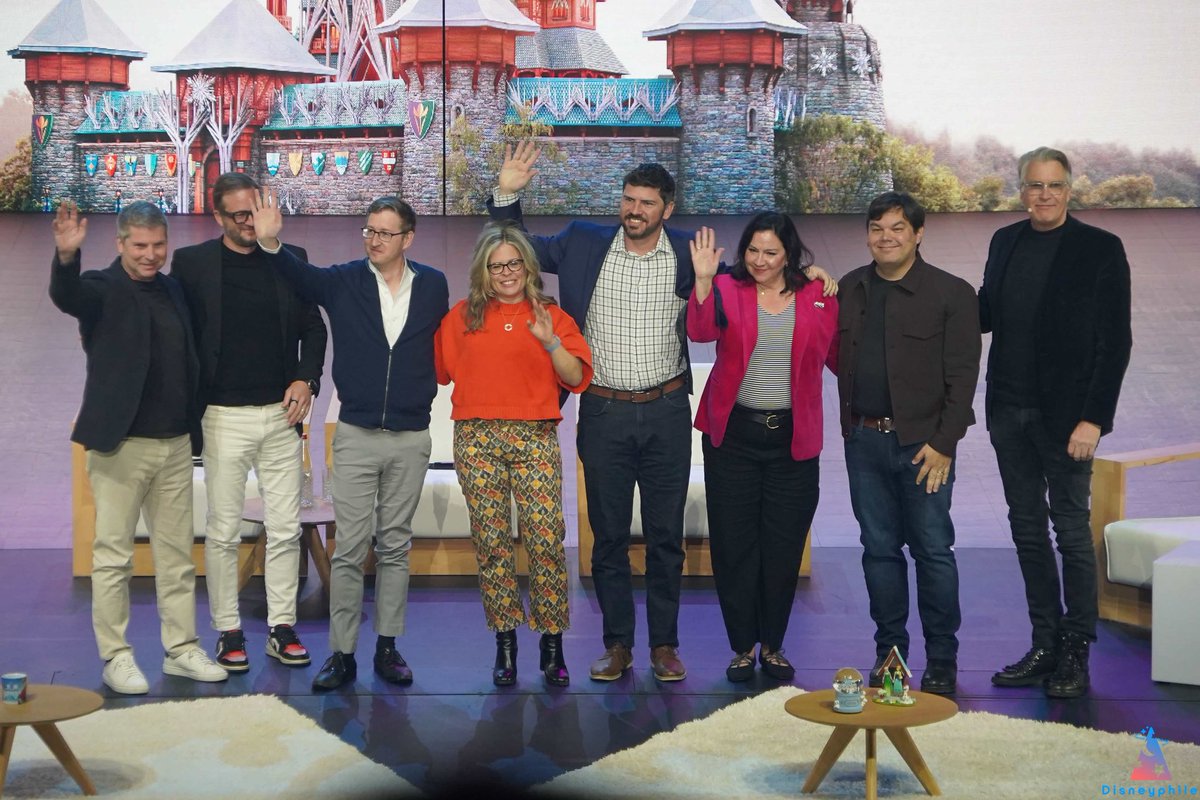 DisneyphileLIVE's tweet image. ❄️ Nous venons d'assister une conférence de presse passionnante autour de la saga La Reine des Neiges et de son adaptation dans les parcs à thème dont Disney Adventure World. Récap' très bientôt.