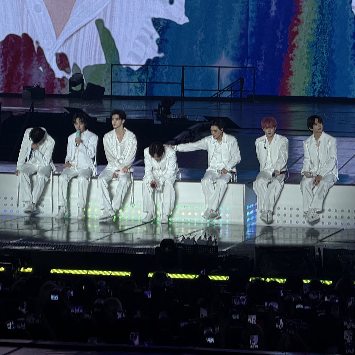 เบว tweet media