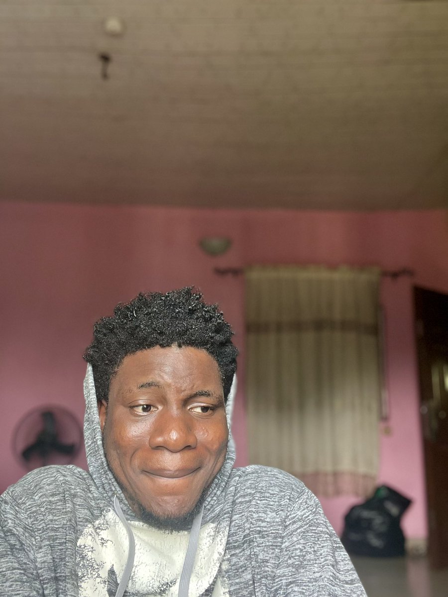 deenewhuncho's tweet photo. All fun and games till they ask for a Favour. 😂 https://t.co/cJ2jw3xfia