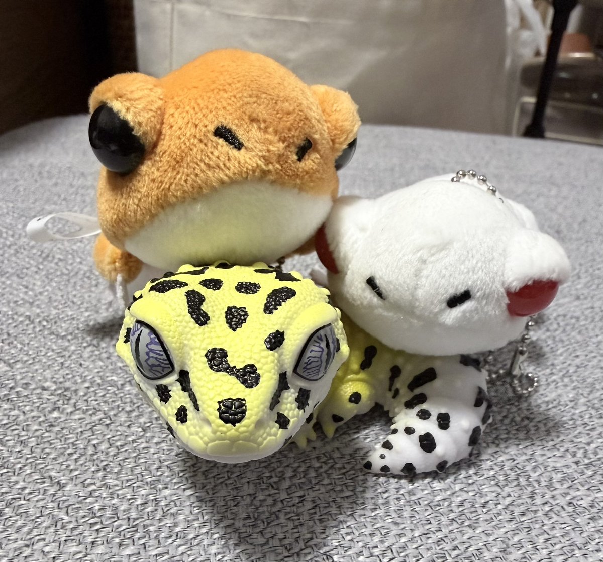 りんこ tweet media