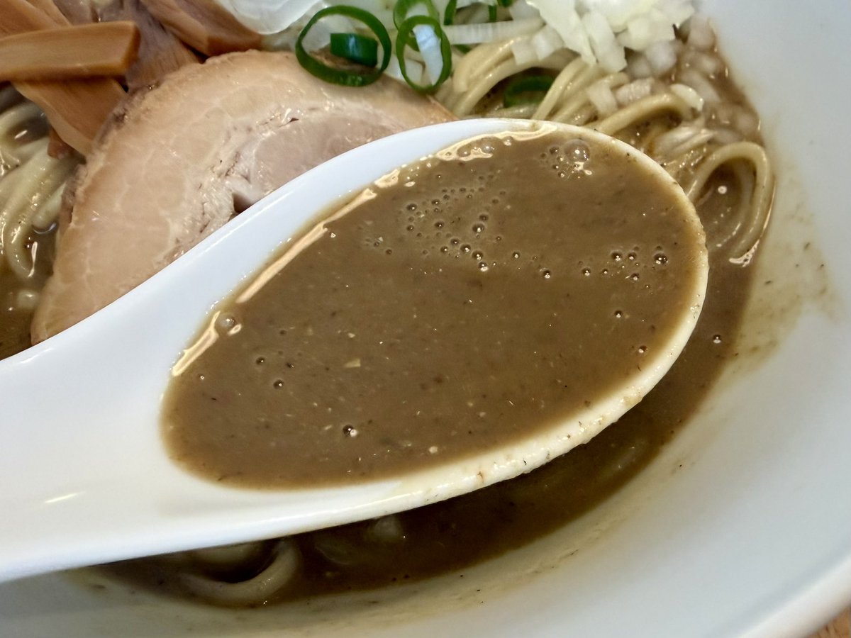 もりとも tweet media