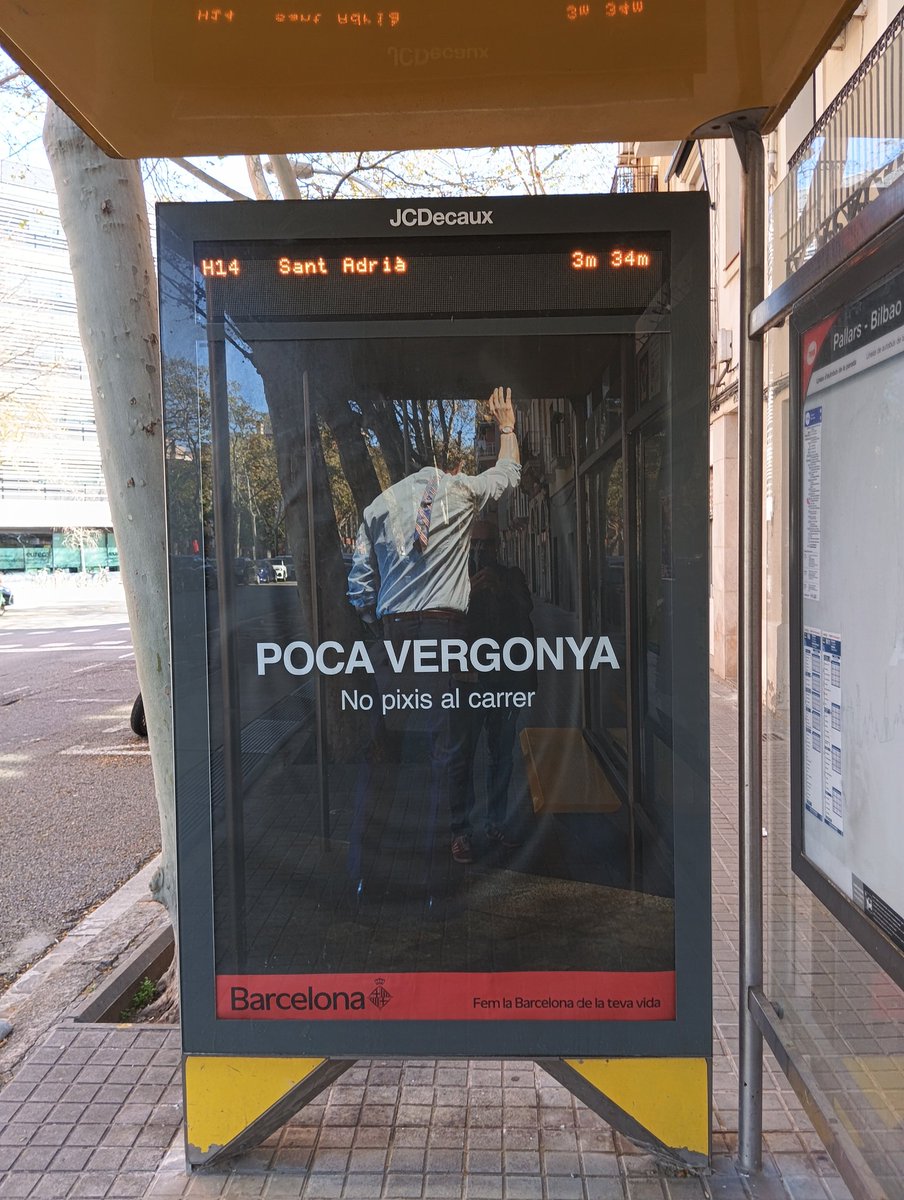 antroperplejo's tweet photo. Te molta pinta de ser del Mobile World Congress (MWC) https://t.co/4OCWggmgtH
