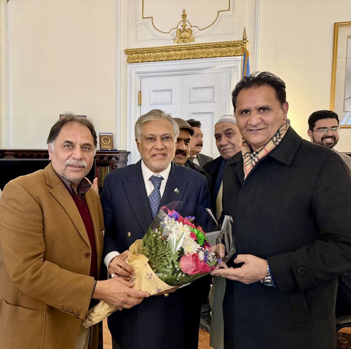 Think Tank tweet media