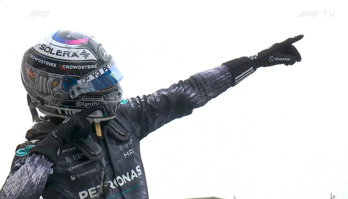 Kris (yeah yeah yeah) tweet media