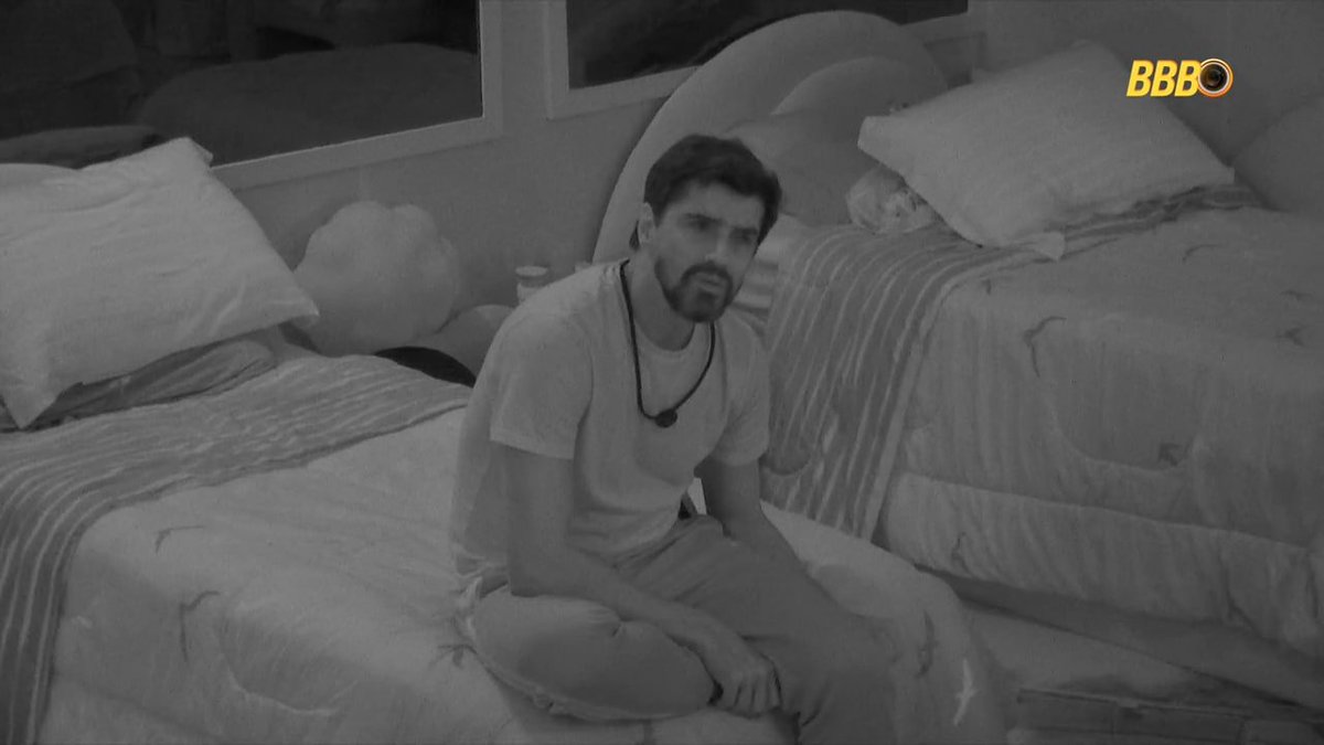 canalantenados's tweet photo. Cowboy disse que, se Babu tivesse combinado voto com eles, Ana Paula teria ido pro Paredão em seu lugar junto com Milena e Chaiany, e teria sido eliminada.

Cowboy: "Babu saiu no Paredão... Quem tava no Paredão? Milena e Chai, né? A Milena imunizou a Ana Paula e ela foi pro Paredão. Eu falei com a Solange: Babu foi bobo. Aquele Paredão poderia ter sido Ana Paula, Milena e Chai, e a Ana Paula teria saído pelo que a gente percebe. E o Babu estaria com a gente até hoje...'" #BBB26