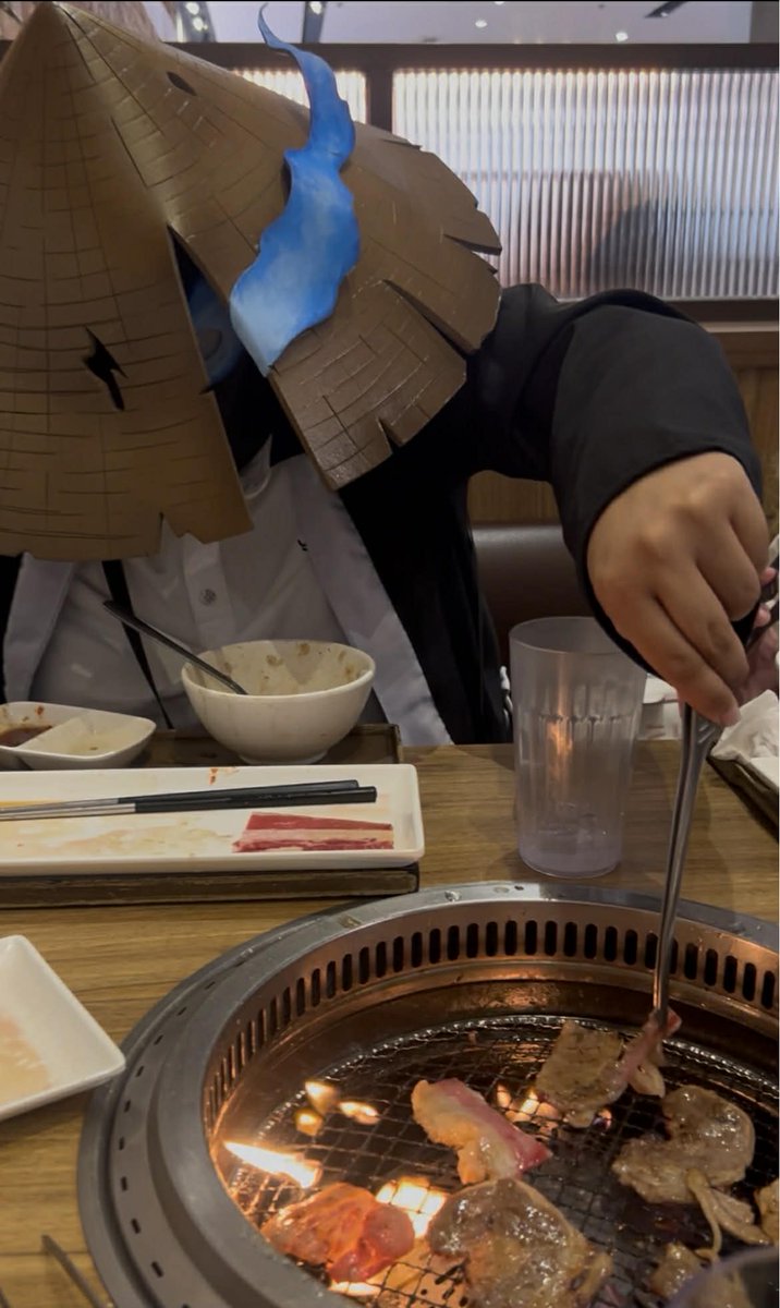 I THOUGHT THIS POST WAS SO FUNNY AND THEN WE WENT TO A BBQ SPOT AFTER COSCARNI SO I HAD DO IT