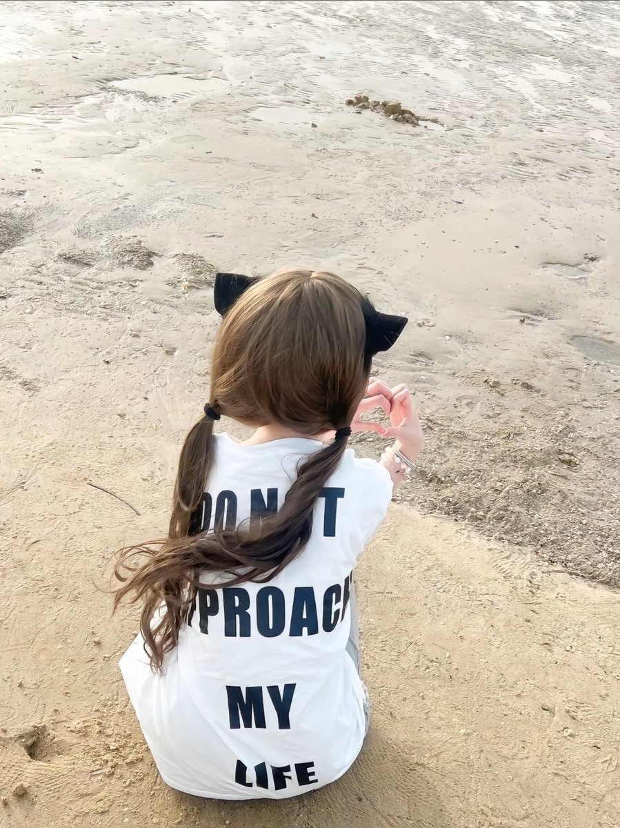 ひなひな tweet media