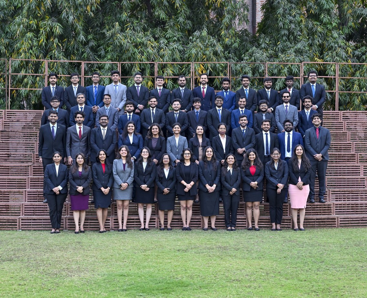 IIMAhmedabad's tweet photo. Celebrating the Post Graduate Programme in Food and Agri-business Management (MBA-FABM) Class of 2026 at IIMA! We wish you all the very best for your future endeavours!
#IIMA #IIMA61stConvocation #IIMAConvocation2026 #IIMAClassOf2026 #IIMAStudents #IIMAPGPFABM https://t.co/t4rhD2g5ad