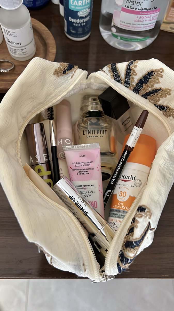 رغــد tweet media