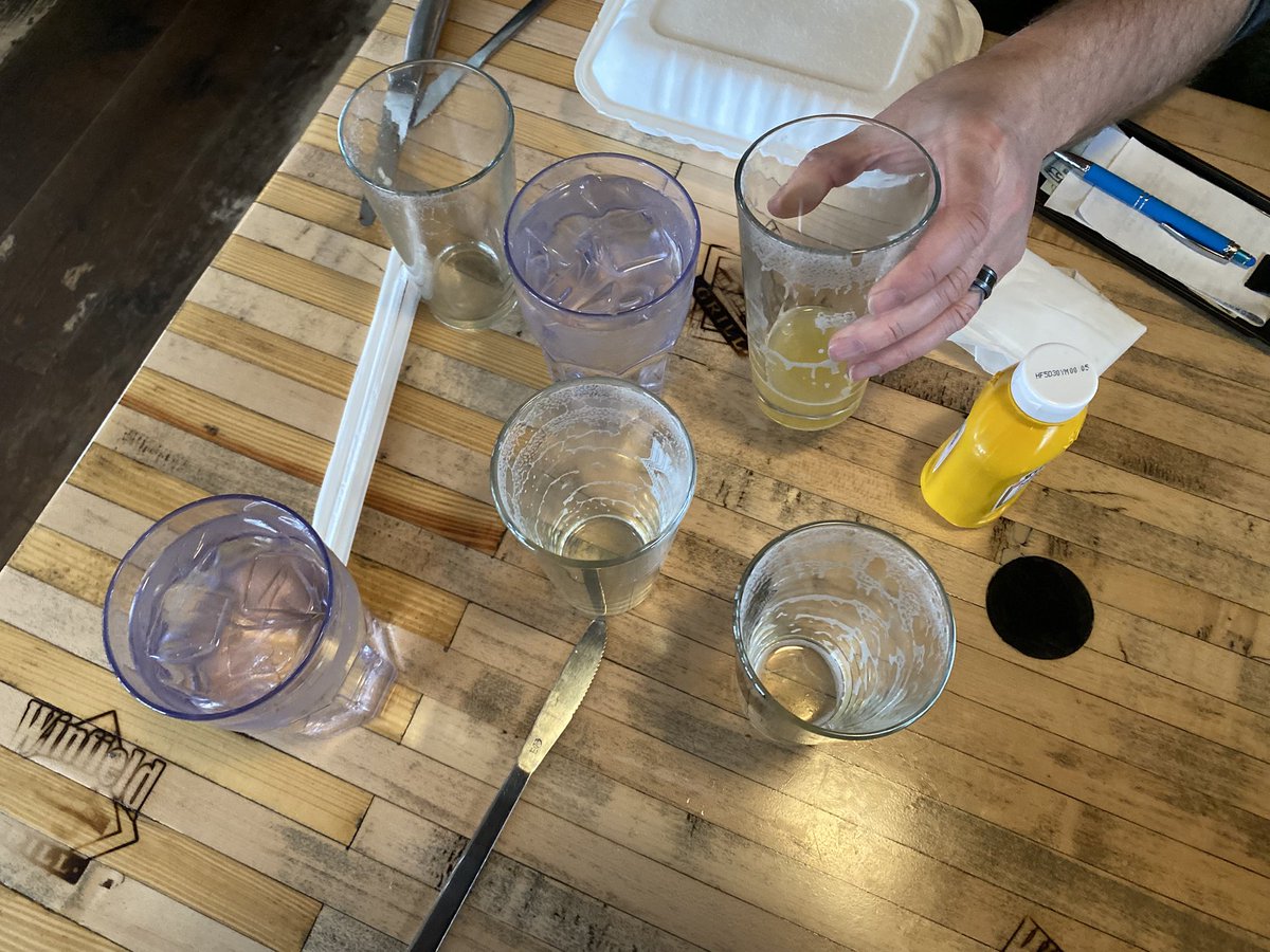 pondaroski's tweet image. 20260321 29°F Grateful To Be Surviving With Friends During These Un-Normal Times,, Rochester, NY. Z.
#pondaroski
#joeziolkowski
#unnormal
#jflack13
#bambiflax
#friendship
#trajectoryportfolio
#thehungerfirdbuilding
#simplepleasures
#mindful
#time
#artishard
#spring
#march