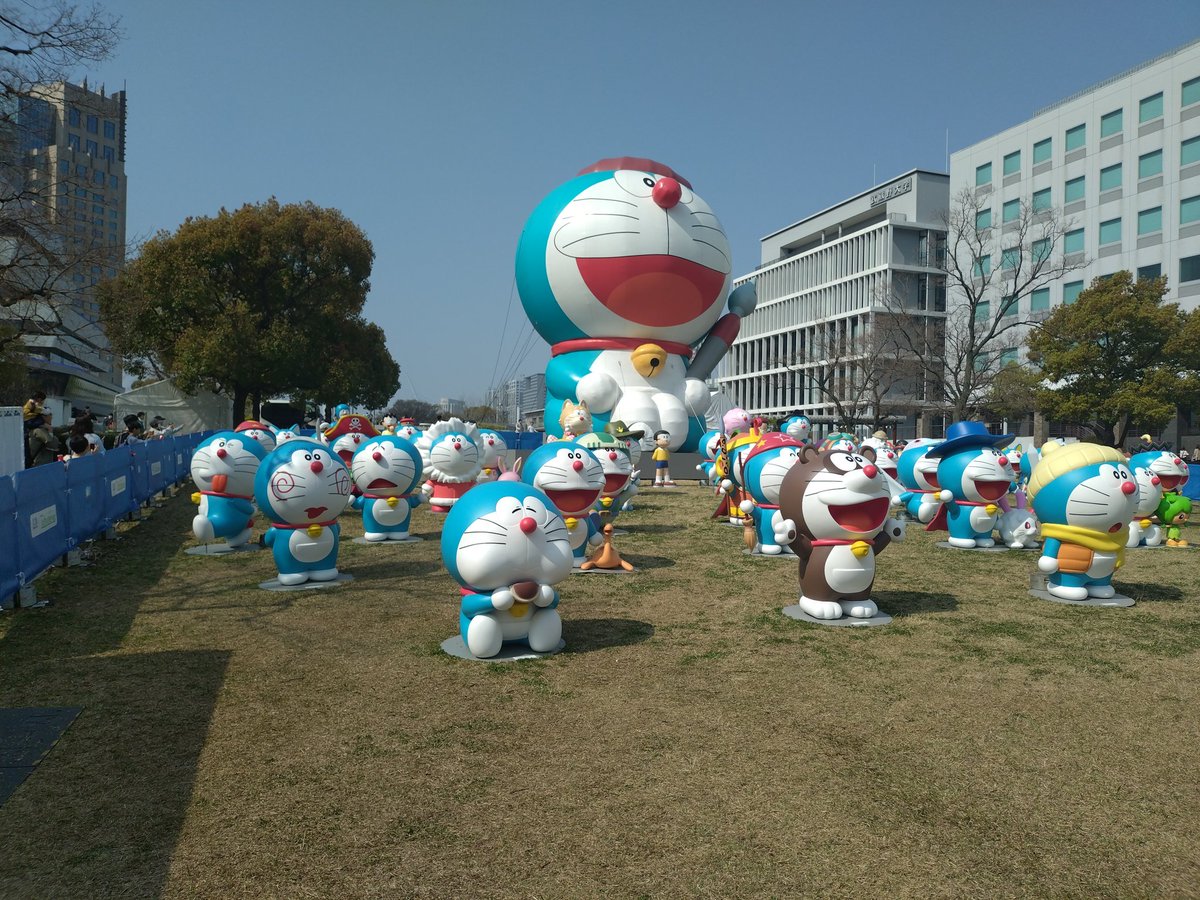 とにこさん tweet media