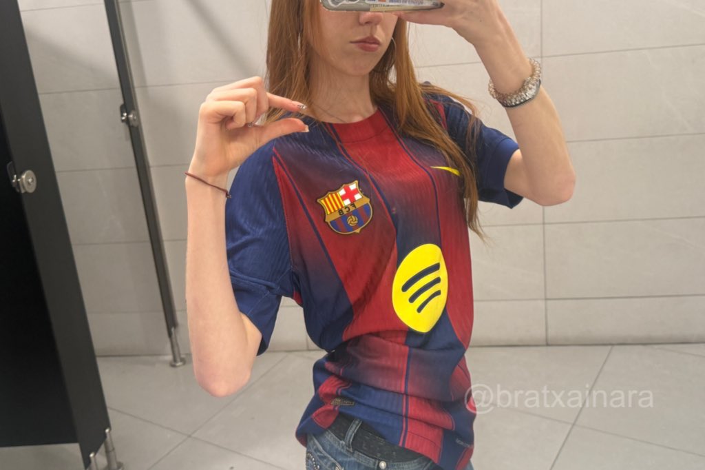 bratxainara's tweet photo. accepting applications for barça subs ❀ https://t.co/wMFTl4e60p