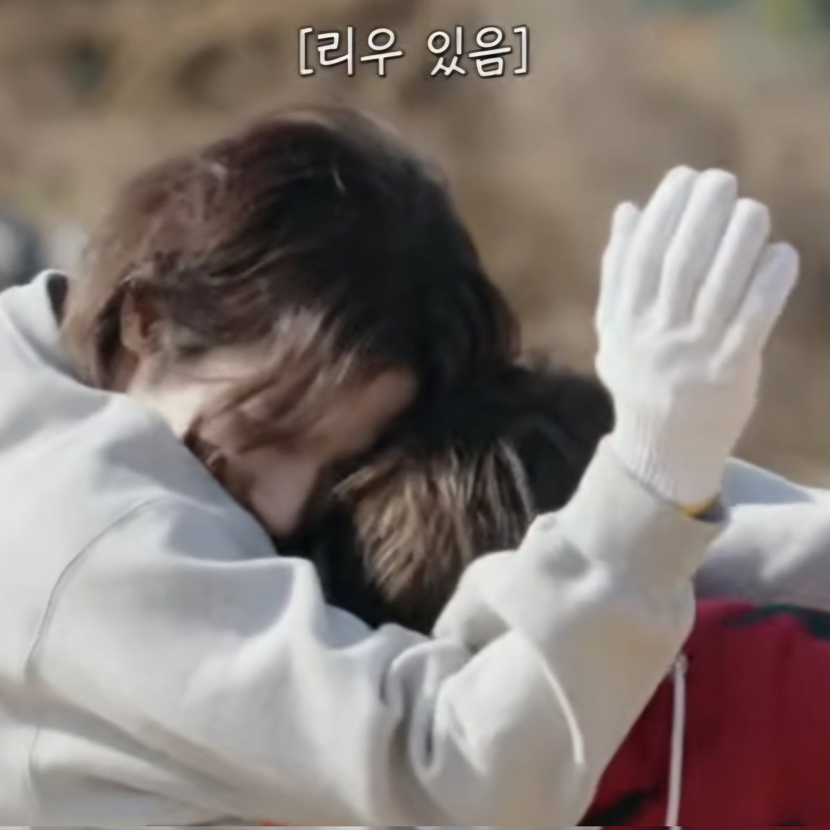 배지밀 tweet media