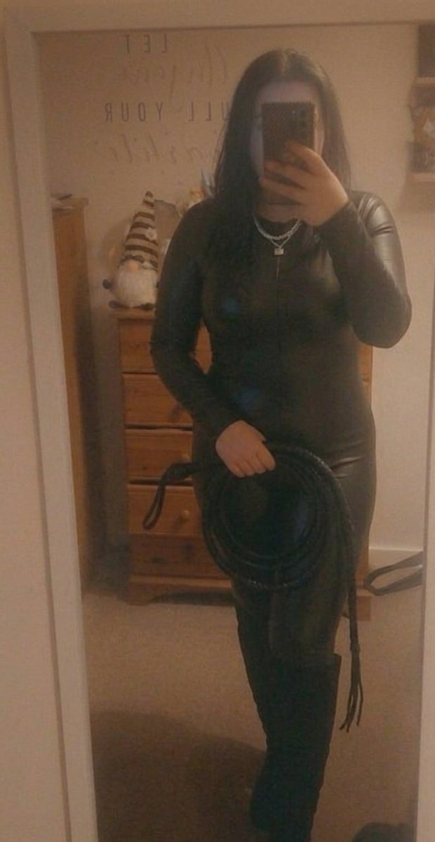 ᴍɪꜱꜱᴍᴏɴᴇʏᴘᴇɴɴʏx tweet media